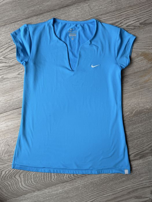 Жіноча футболка Nike