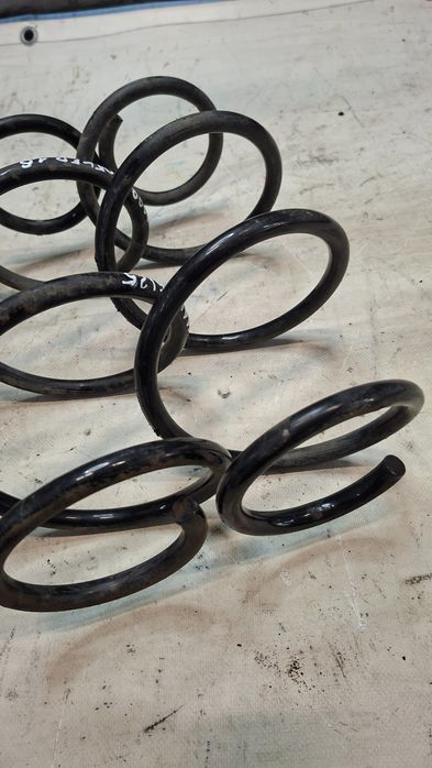 Sprężyny Tylne Dacia Dokker 1.6