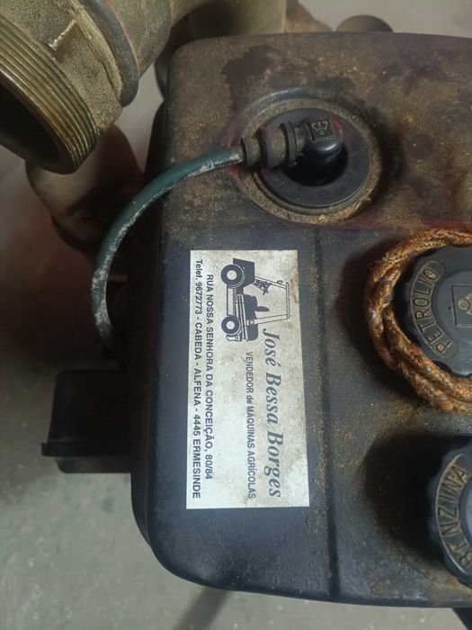 Vendo ou troco. Bomba de tirar água intermotor 302