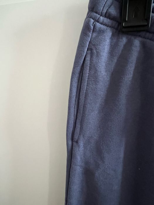 Nowe spodnie dresowe basic z kieszeniami H&M r. 134 / 80% bawełna