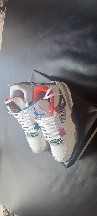 Nike Air Jordan Retro 4