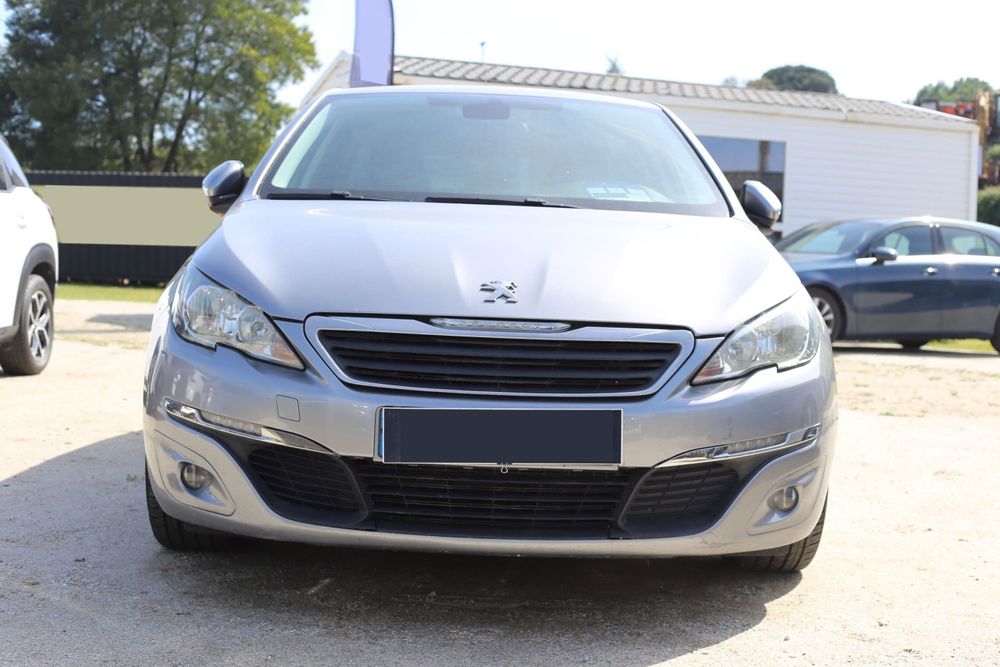 Peugeot 308 SW Automático - conforto, espaço e eficiência