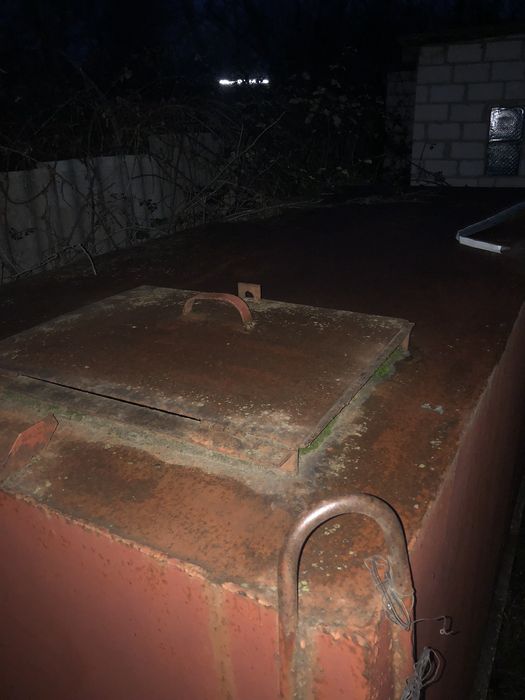 Продам  бак 5 кубов