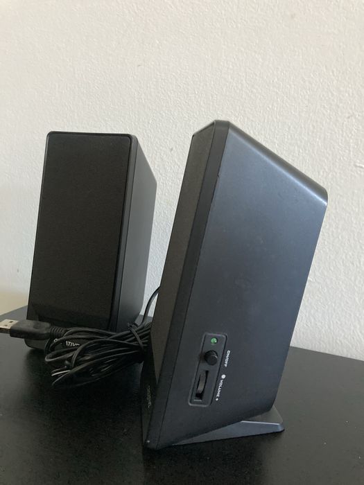 Colunas de Som Creative