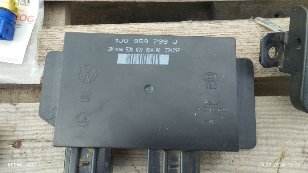 Продам на Гольф 4