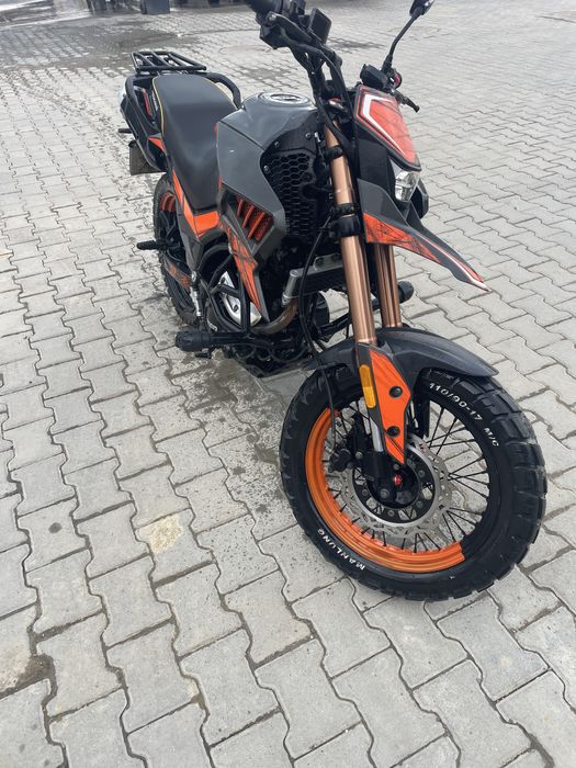 Продам мотоцик текен 250