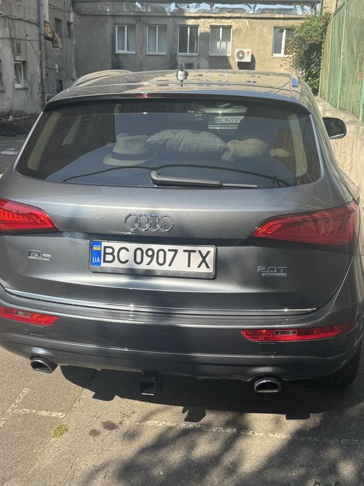 Ауді Q5  ку5 2.0 tfsi. 2015 рік гарний стан