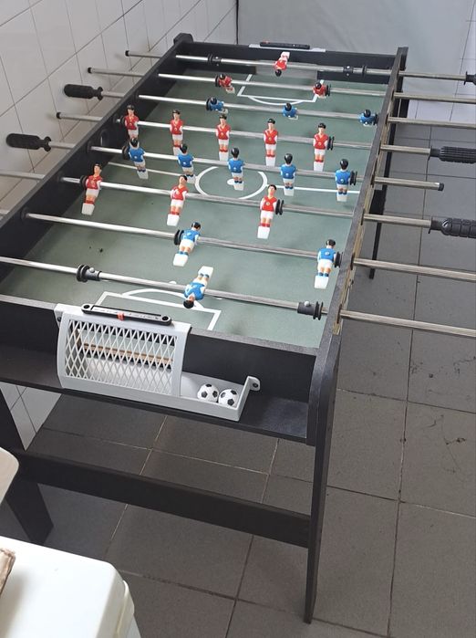 Mesa de matraquilhos infantil