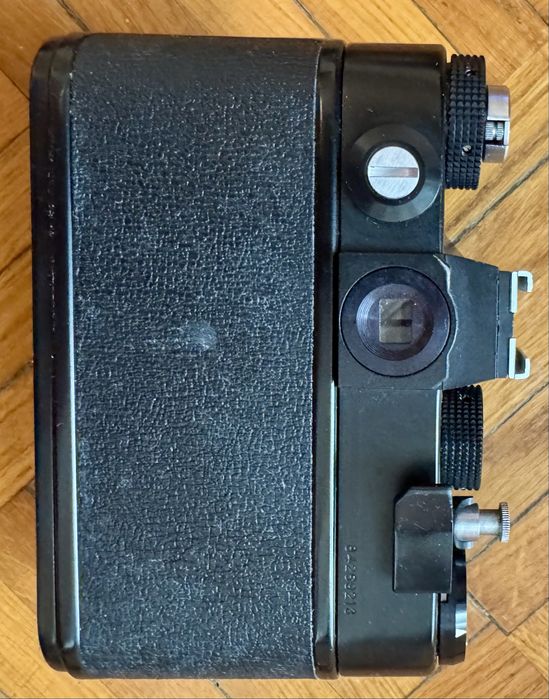 Zenit 12XP Film Camera with Helios-44M-4 2/58 Case USSR black