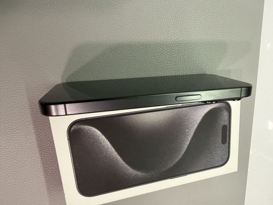 Iphone 15 pro 256 gb black