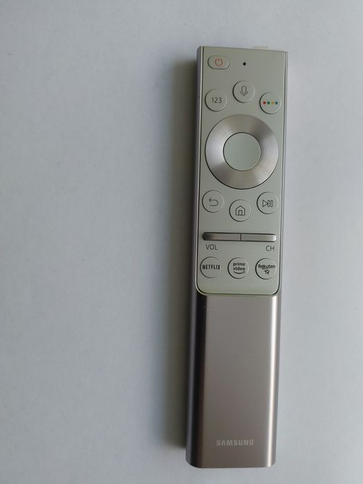 Pilot metal uszkodzony. Jak nowa obudowa pilota Samsung BN59 - 01311G