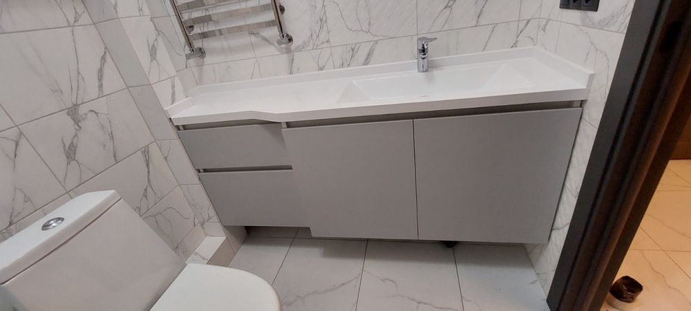 Столешня (стільниця, столешница) зі штучного каменю на замовлення