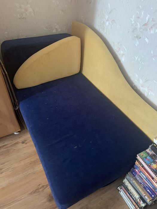 Малютка диван бу
