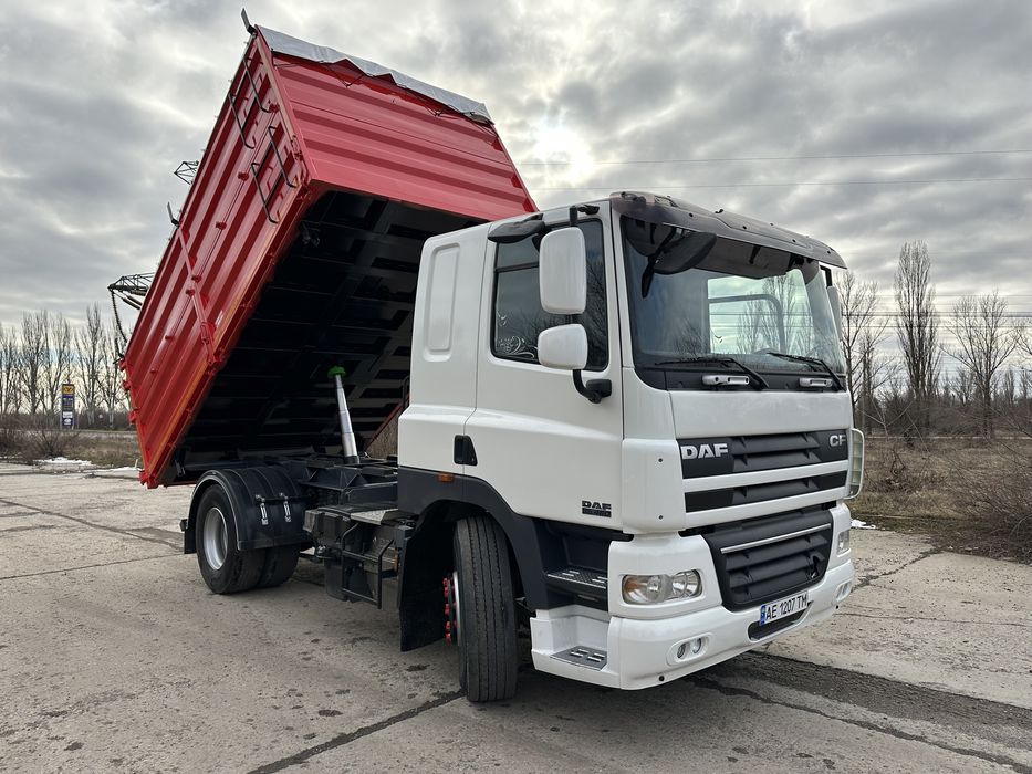DAF cf85. Самосвал зерновоз.