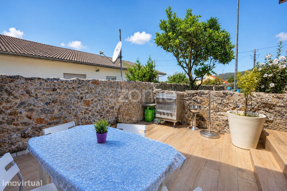 Moradia para Arrendamento em Afife | Jardim e Piscina
