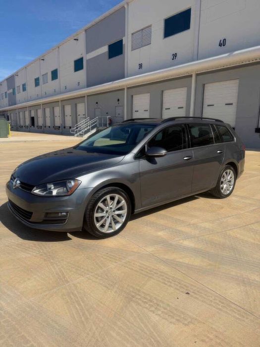 Volkswagen Golf      2016