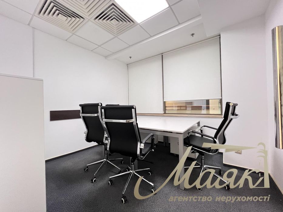 Аренда офиса 112 кв.м в бизнес центре на ул. Богдана Хмельницкого
