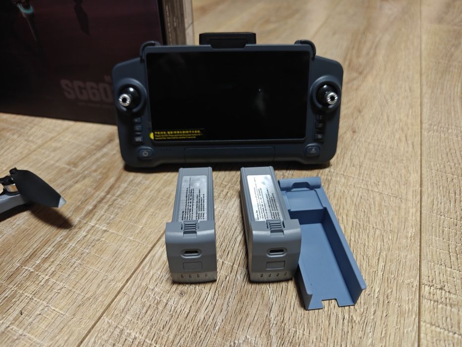 SG603 Max Супер фото Квадрокоптер дрон 5км екран на пульті