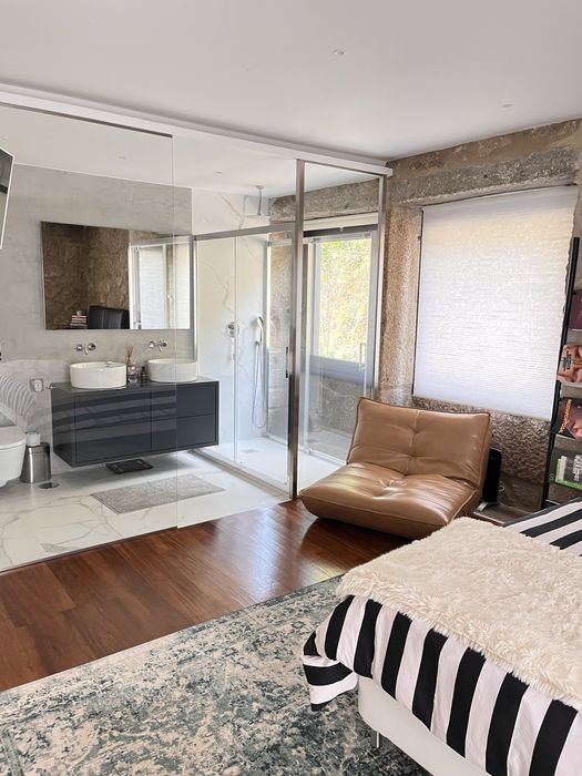 Moradia de Pedra - Venda Particular