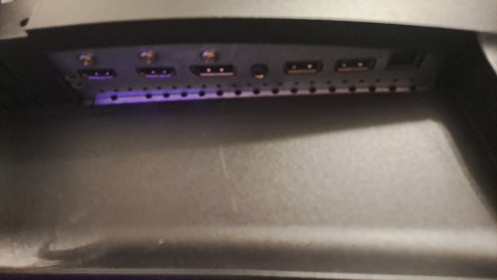 MSI MAG271c 27" Monitor gamingowy