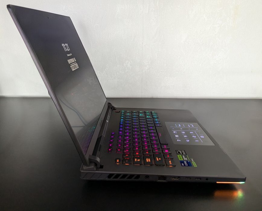 Asus ROG Strix G16