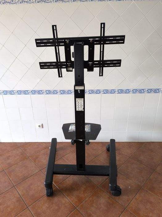 Suporte de ecrãs grandes ou telascom rodas