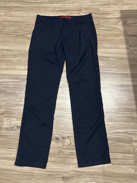 Granatowe spodnie męskie