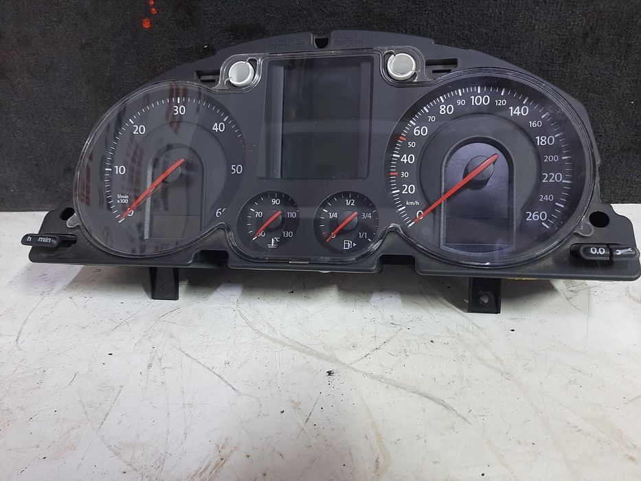 3c0920871e Приборная панель, щиток приборов VW Passat b6 2.0 TDI спидо