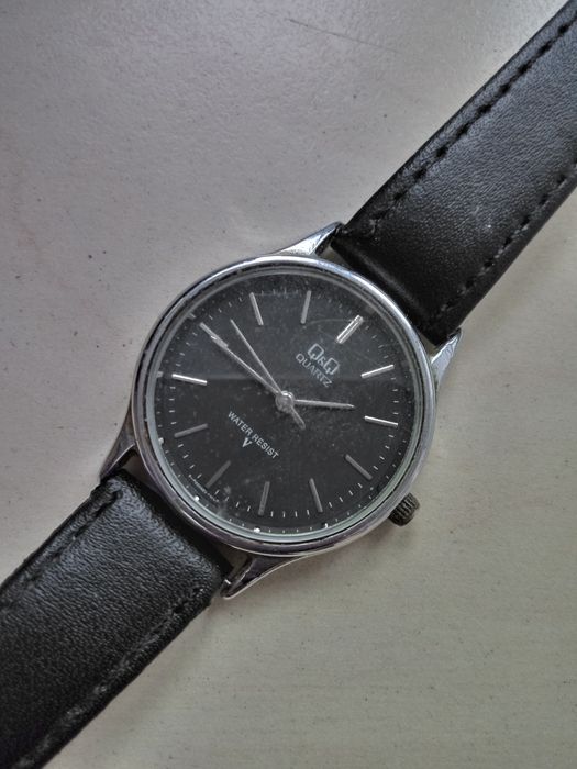 Zegarek Q&Q nakręcany 30 mm