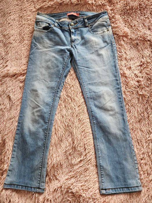 Spodnie jeansowe M