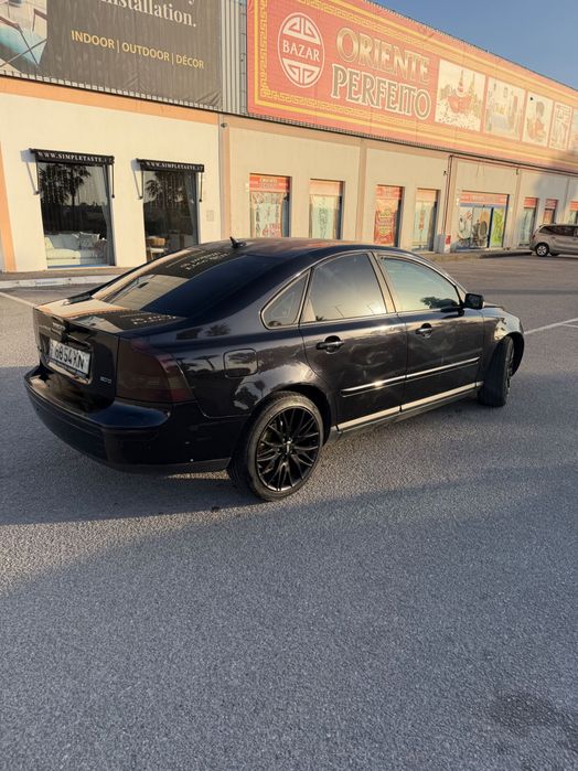 Volvo S40 2.0 diesel ano 2004