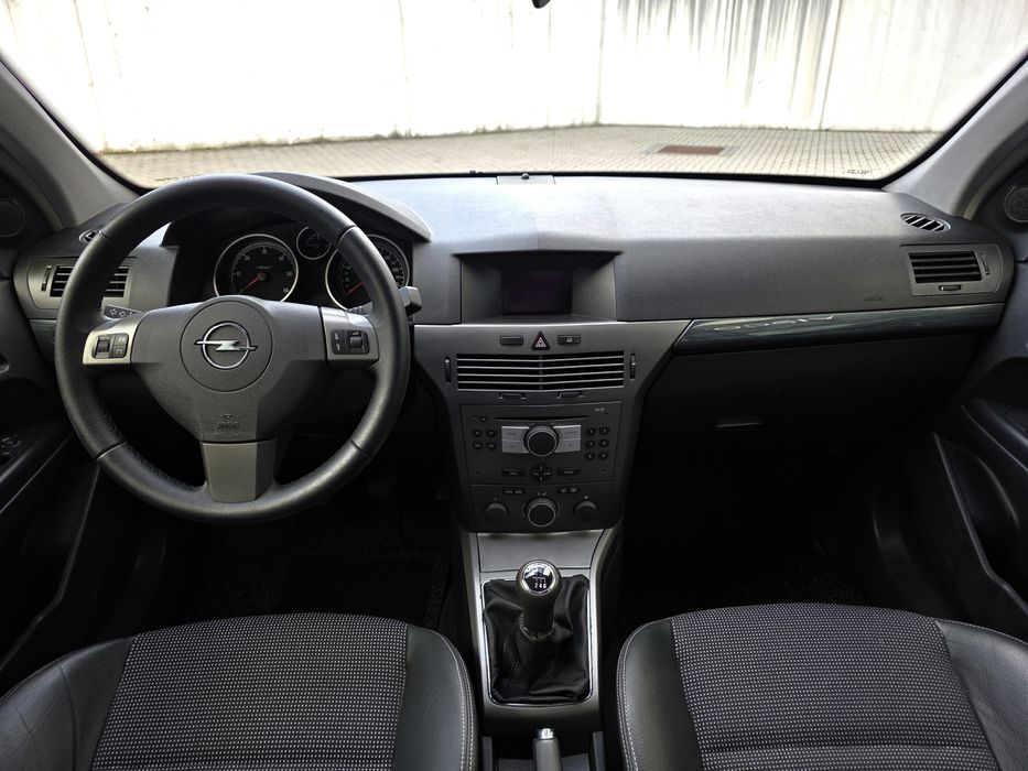 OPEL ASTRA Cosmo 1.3CDTI 90CV CX6- 1 Dono - Imaculado