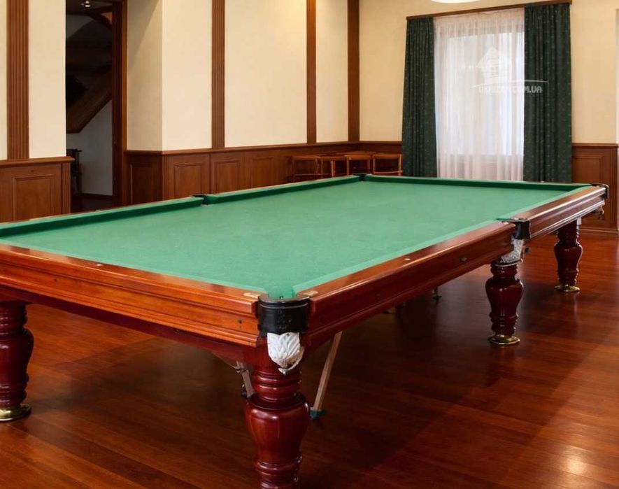 Київ.Будинок 300 кв.Сауна.Джакузі.Більяр.Генератор.Інвертор.До 12 осіб