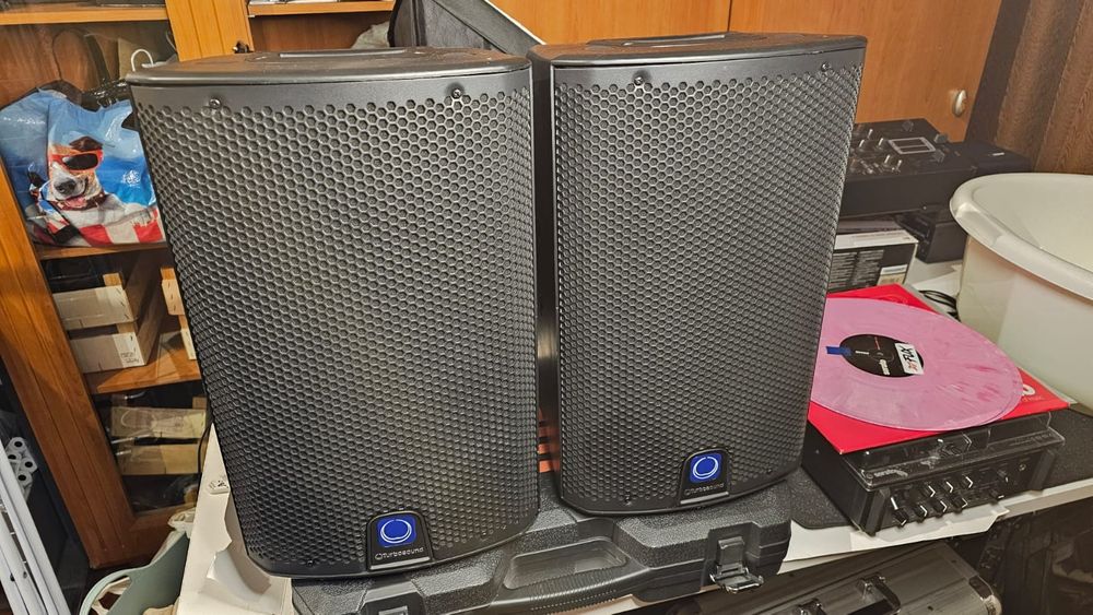 Dwie kolumny aktywne turbosound IQ8 2500w