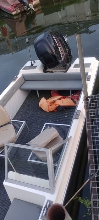 Łódź motorowa StarCraft