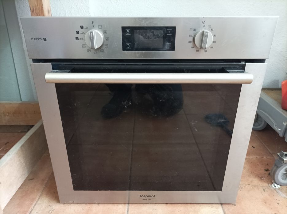 Forno multifunções Hotpoint