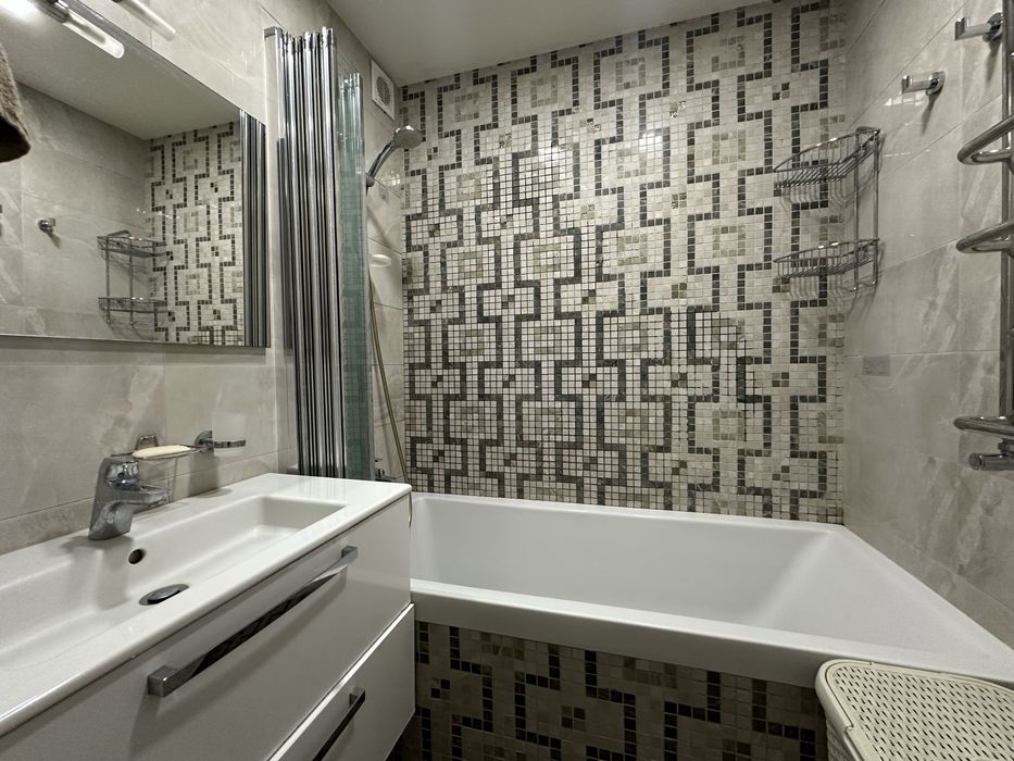 Продам затишну 4-кімнатну квартиру з якісним ремонтом