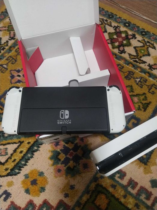 Ігрова консоль Nintendo Switch (OLED model) White