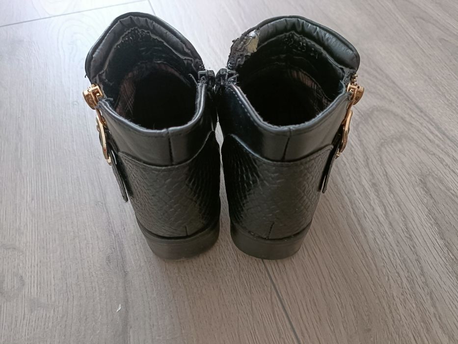 Kozaczki na niskim obcasie, rozmiar 31