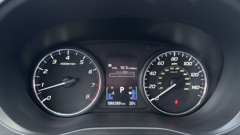 MITSUBISHI Outlander 2019
