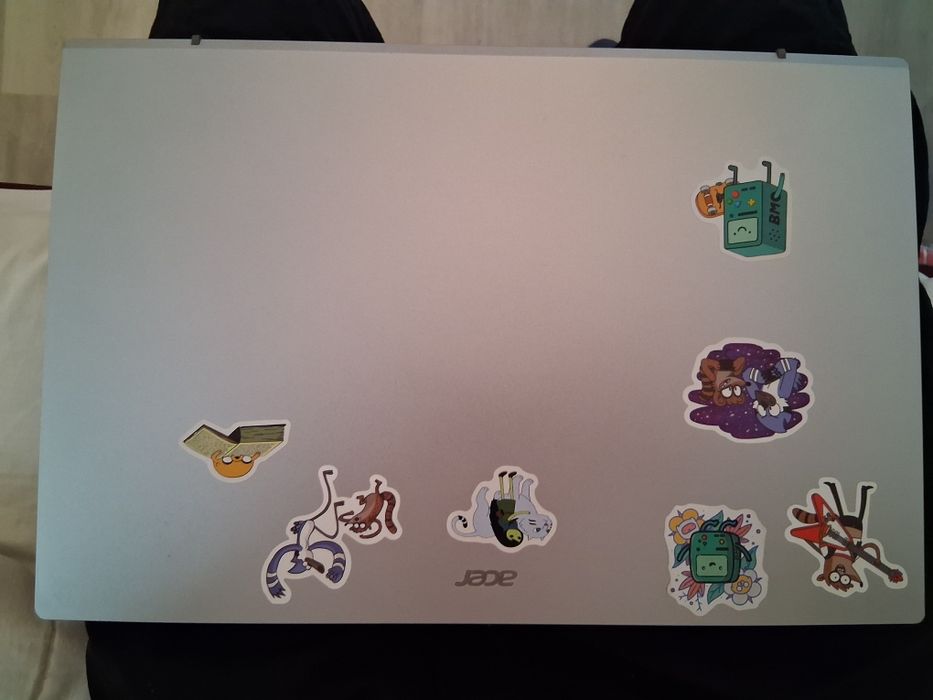 Notebook aspire3, com pouco uso