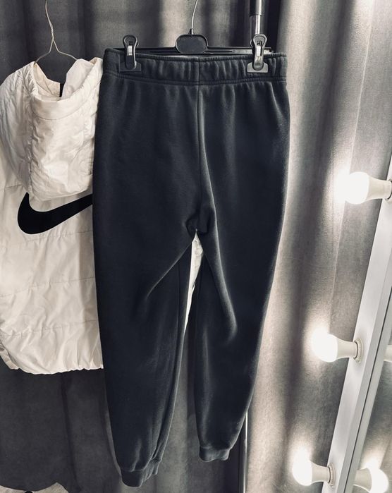 Жіночі спортивні штани Nike, р-р S