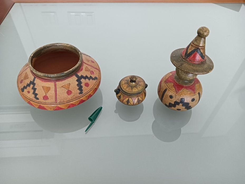 Conjunto antigo Porcelana / cerâmica  Excelente qualidade	Como Novo*