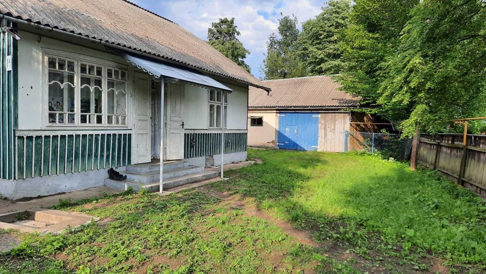 ТЕРМІНОВО продається будинок у м.Вашківці Вижницького р-ну, Черн.обл.