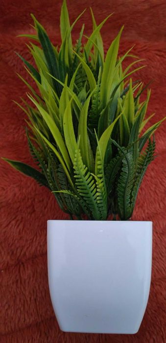 Sztuczne kwiaty z doniczkami 6 szt. zestaw roślin sztucznych