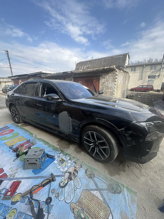 Рихтування авто  рихтовка кузова