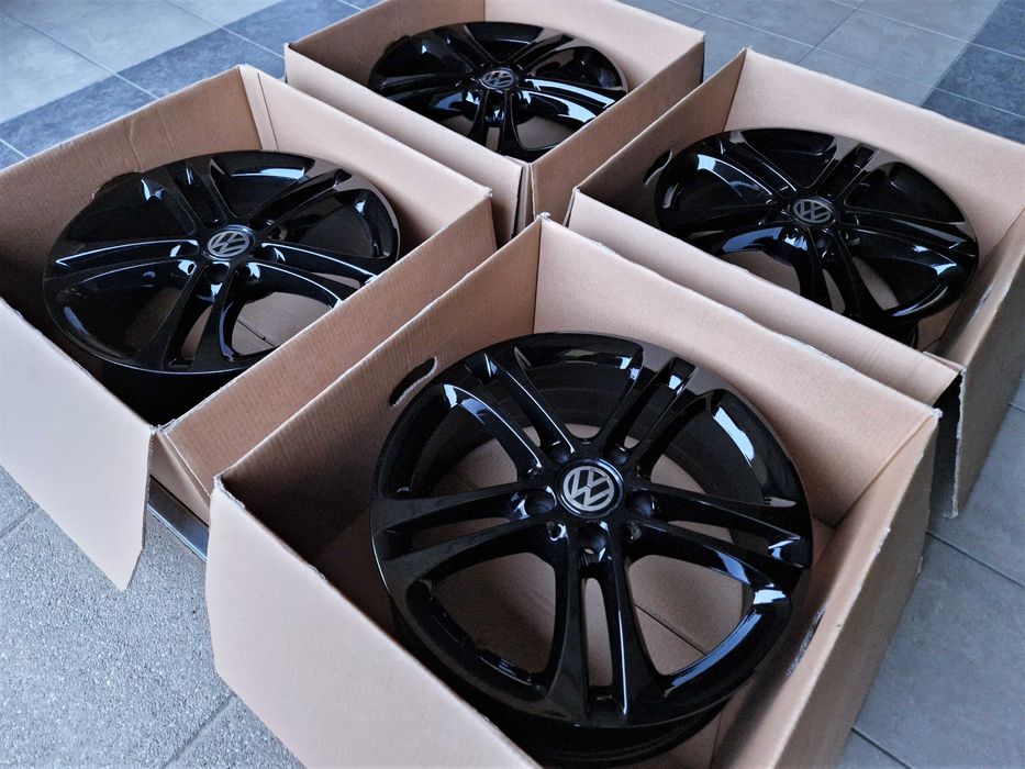 Alufelgi 17 5x112 VW Golf Passat Touran Jetta Caddy T-Roc Czarne 805#