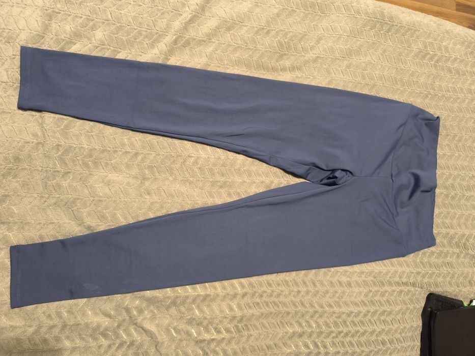 Legginsy Sinsay.