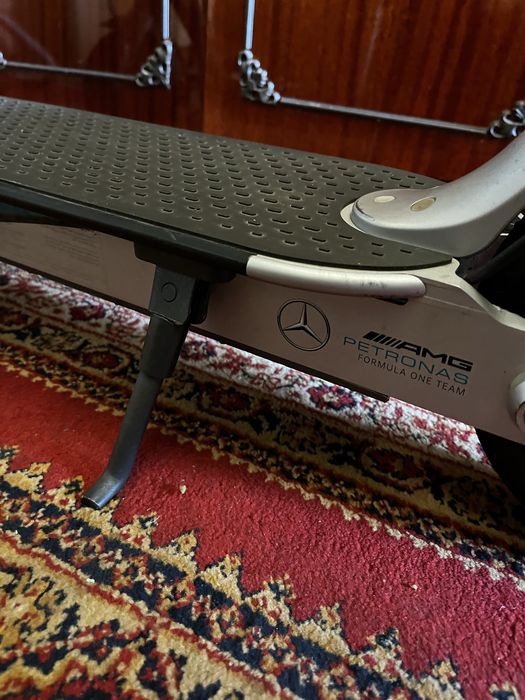 Електросамокат Mi Electric Scooter Pro 2 Mercedes-AMG F1 Ed