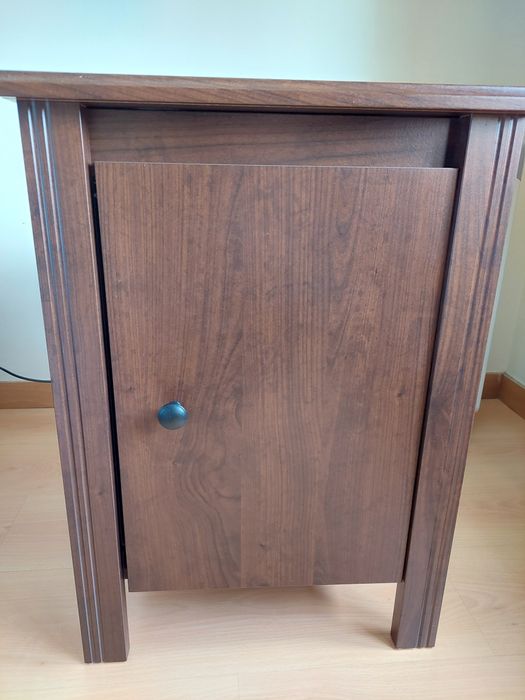 Cama/Colchão/Cómoda/Mesas cabeceira